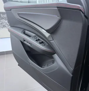 AUDI Q7 SUV TDI quattro 220 kW