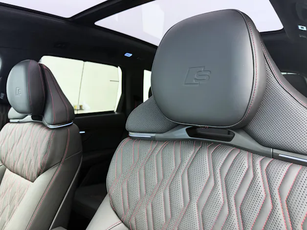 AUDI Q7 SUV TDI quattro 220 kW