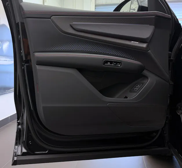 AUDI Q7 SUV TDI quattro 220 kW