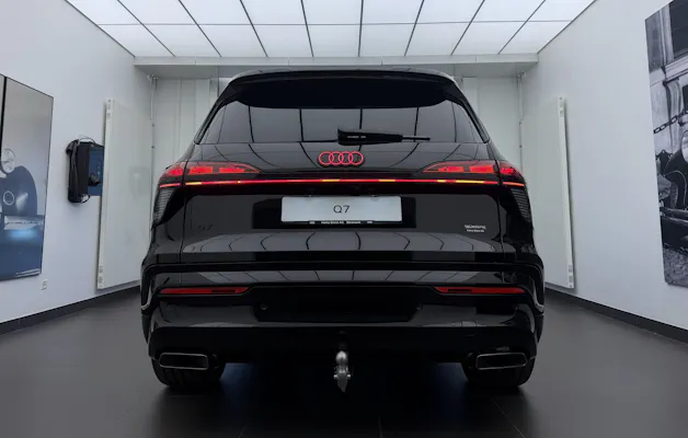 AUDI Q7 SUV TDI quattro 220 kW