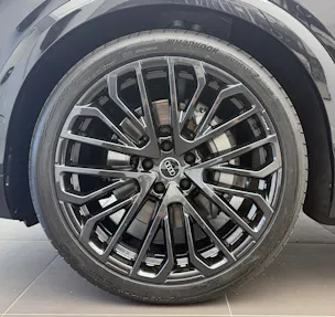 AUDI Q7 SUV TDI quattro 220 kW