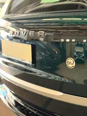 Land Rover Range Rover P510e Si6 PHEV *SV* | CH | British Racing | SV Serenity Caraway | Wenge Mosaik | AHK | NP: 245K |