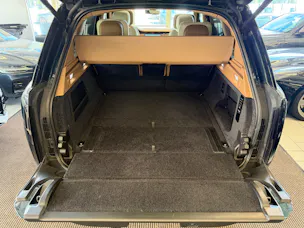 Land Rover Range Rover P510e Si6 PHEV *SV* | CH | British Racing | SV Serenity Caraway | Wenge Mosaik | AHK | NP: 245K |