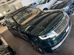 Land Rover Range Rover P510e Si6 PHEV *SV* | CH | British Racing | SV Serenity Caraway | Wenge Mosaik | AHK | NP: 245K |
