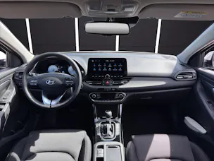 HYUNDAI i30 1.6 T-GDi Amplia DCT