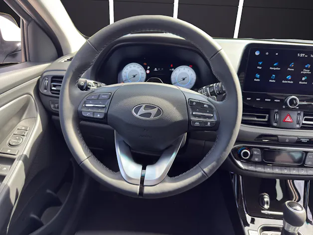 HYUNDAI i30 1.6 T-GDi Amplia DCT