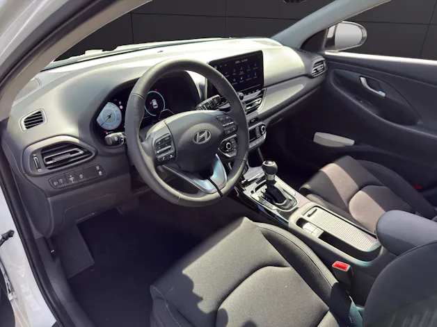 HYUNDAI i30 1.6 T-GDi Amplia DCT
