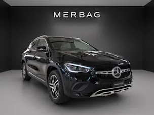 MERCEDES-BENZ GLA 250 Progressive 8G-DCT