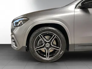 MERCEDES-BENZ GLA 250 4Matic 8G-DCT Swiss Star