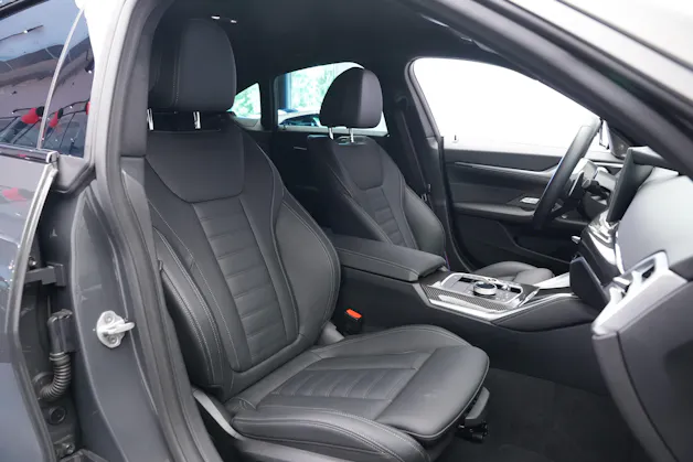 BMW M440i xDrive 48V Gran Coupé M Sport Pro Steptronic *Facelift* *Glasapplikation* *Carbon*