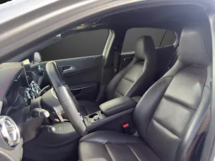 MERCEDES-BENZ GLA 250 AMG Line 4Matic 7G-DCT