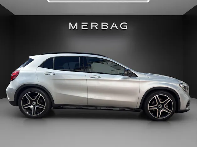 MERCEDES-BENZ GLA 250 AMG Line 4Matic 7G-DCT