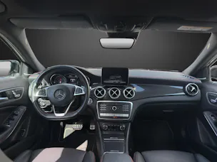 MERCEDES-BENZ GLA 250 AMG Line 4Matic 7G-DCT