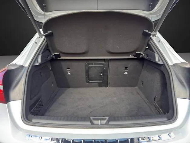 MERCEDES-BENZ GLA 250 AMG Line 4Matic 7G-DCT