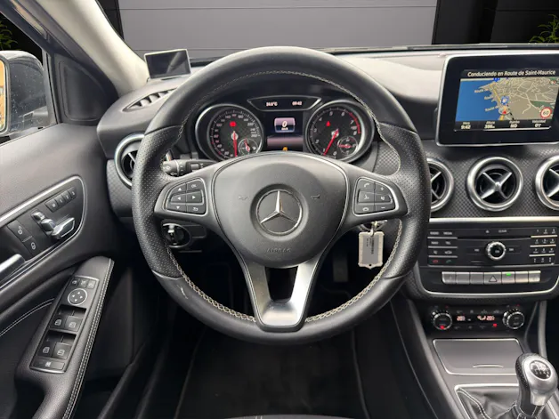 MERCEDES-BENZ A 200 Night Star