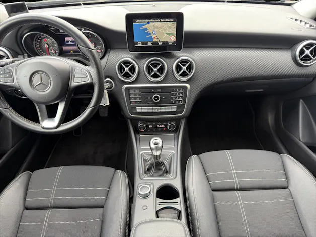 MERCEDES-BENZ A 200 Night Star