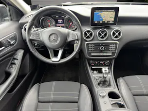 MERCEDES-BENZ A 200 Night Star