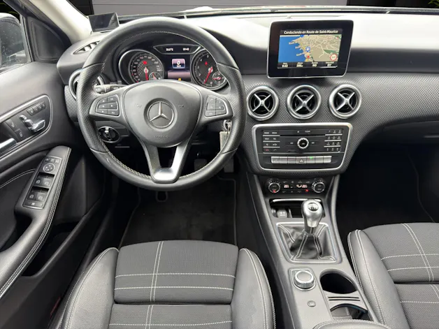 MERCEDES-BENZ A 200 Night Star