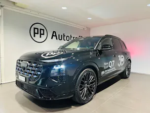 AUDI Q7 SUV TDI quattro 220 kW