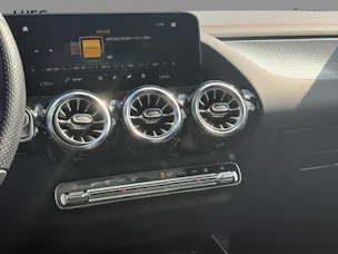 MERCEDES-BENZ EQA 350 AMG Line 4Matic