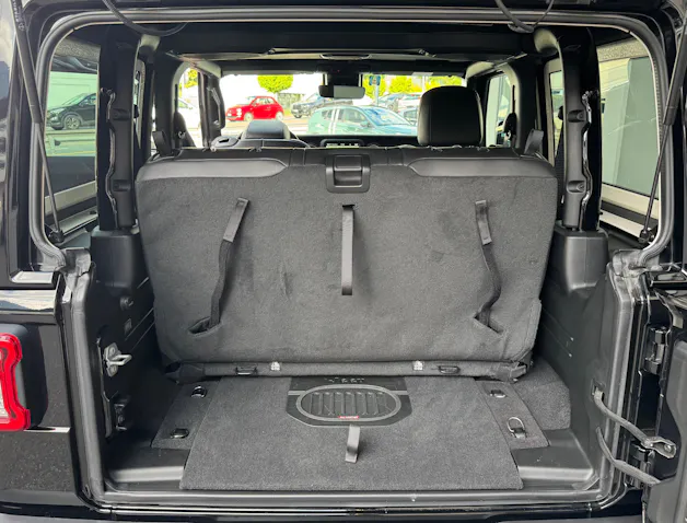 JEEP Wrangler 2.0 Sahara Automatic