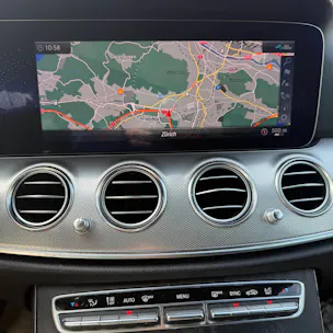 MERCEDES-BENZ E 200 Avantgarde 4 Matic 9G-Tronic *LEDER-SITZE - MFK 10.2025*