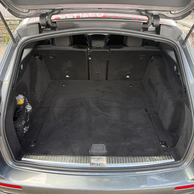 MERCEDES-BENZ E 200 Avantgarde 4 Matic 9G-Tronic *LEDER-SITZE - MFK 10.2025*