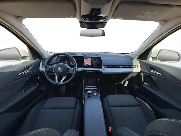 BMW X1 20d xDrive * GARANTIE INKLUSIVE * ANHÄNGERKUPPLUNG * PACK INNOVATION * 360° KAMERA *