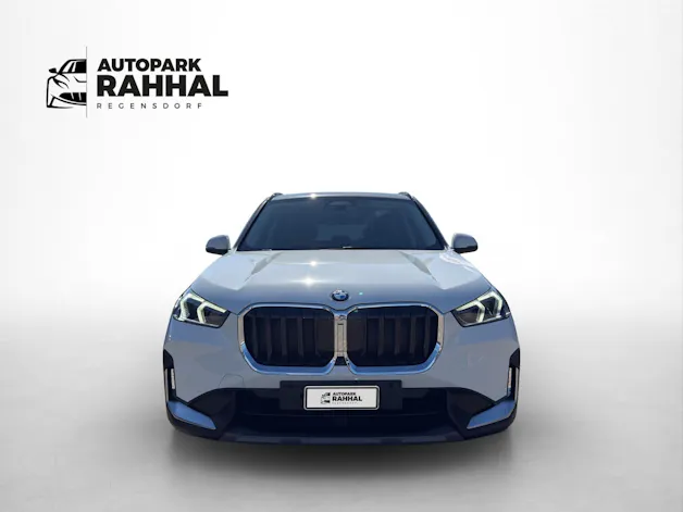 BMW X1 20d xDrive * GARANTIE INKLUSIVE * ANHÄNGERKUPPLUNG * PACK INNOVATION * 360° KAMERA *