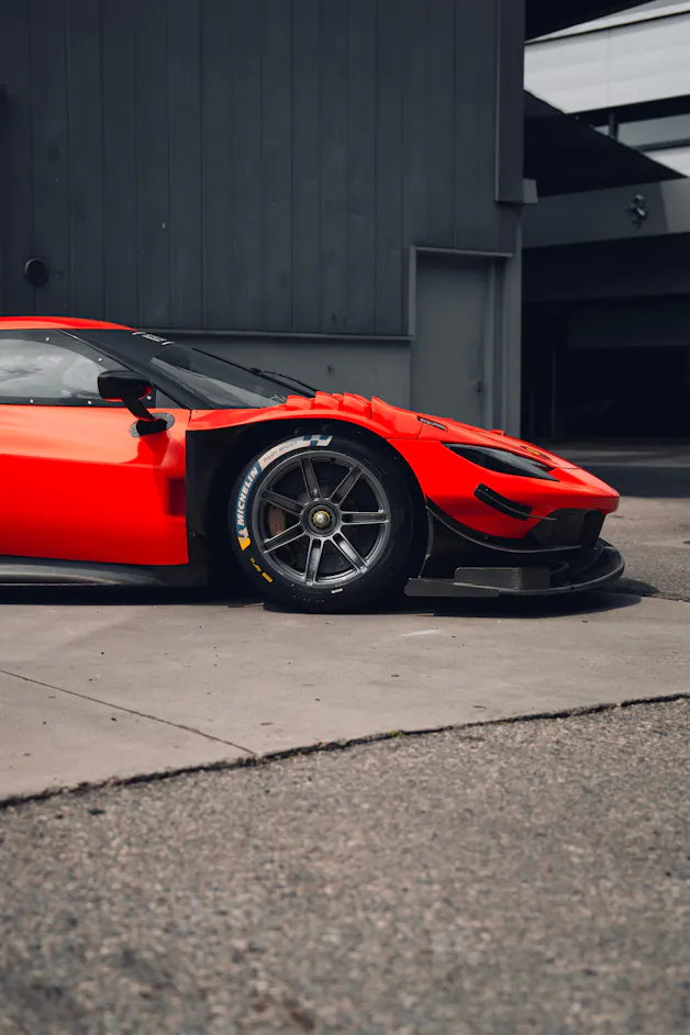 FERRARI 296 GT3