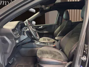 FORD Kuga 2.5 FHEV ST-Line X 4WD