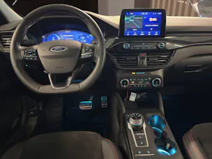 FORD Kuga 2.5 FHEV ST-Line X 4WD