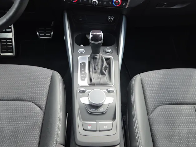 AUDI Q2 40 TFSI S line quattro S-tronic