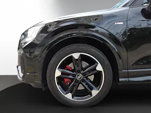 AUDI Q2 40 TFSI S line quattro S-tronic