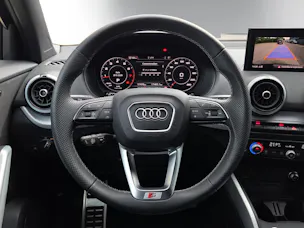 AUDI Q2 40 TFSI S line quattro S-tronic