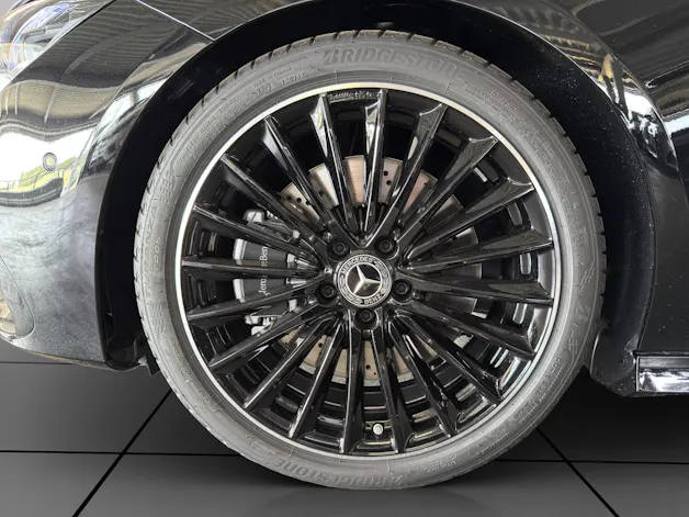 MERCEDES-BENZ CLA Shooting Brake 250 4Matic 8G-DCT