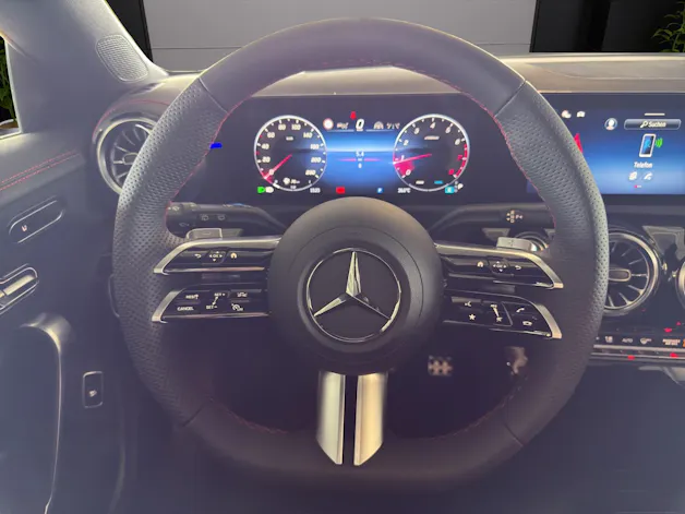MERCEDES-BENZ CLA Shooting Brake 250 4Matic 8G-DCT