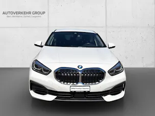 BMW 118i Essential Steptronic