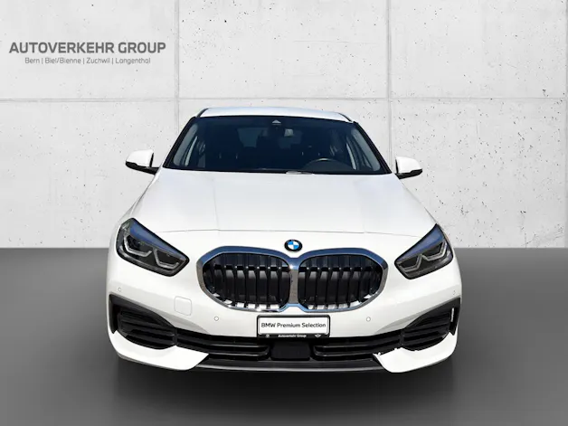 BMW 118i Essential Steptronic