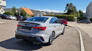 AUDI S3 Limousine TFSI quattro S-tronic