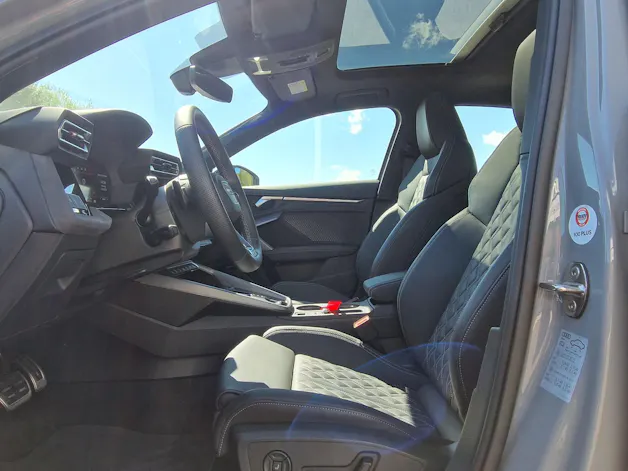 AUDI S3 Limousine TFSI quattro S-tronic