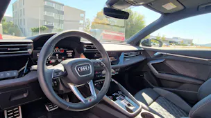 AUDI S3 Limousine TFSI quattro S-tronic