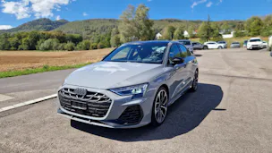 AUDI S3 Limousine TFSI quattro S-tronic