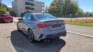 AUDI S3 Limousine TFSI quattro S-tronic