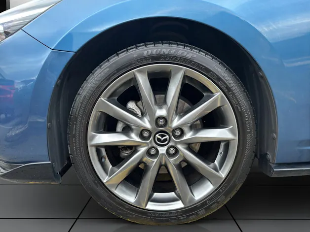 MAZDA 3 G 120 Revolution