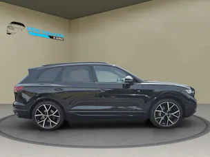VW Touareg 3.0 TDI R-Line Tiptronic