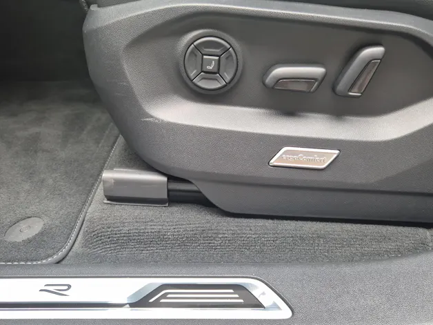 VW Touareg 3.0 TDI R-Line Tiptronic