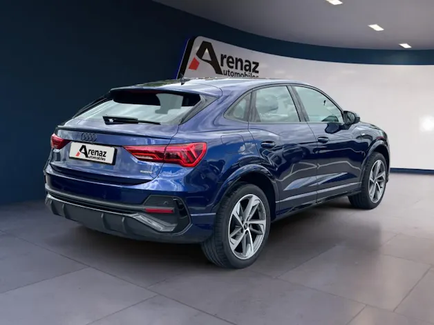AUDI Q3 Sportback 40 TFSI S line quattro S-tronic