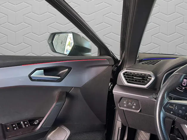 SEAT Leon ST 1.5 eTSI mHEV DSG FR