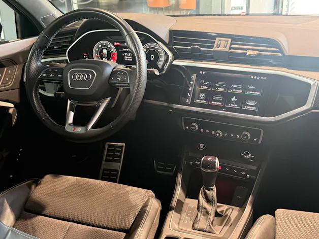 AUDI Q3 Sportback 45 TFSI S line quattro S-tronic